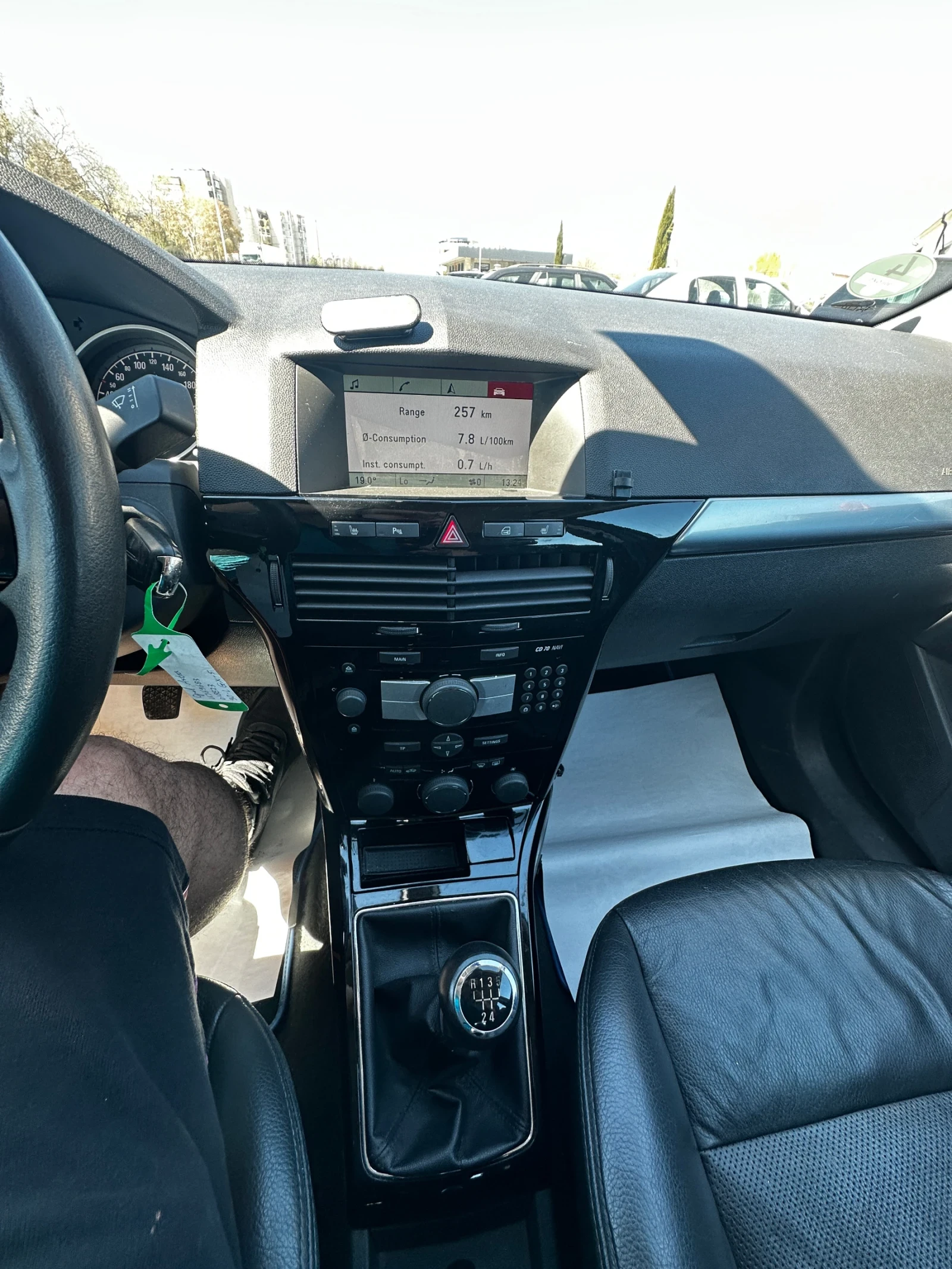 Opel Astra 1.6 Бензин, снимка 14 - Автомобили и джипове - 54112460