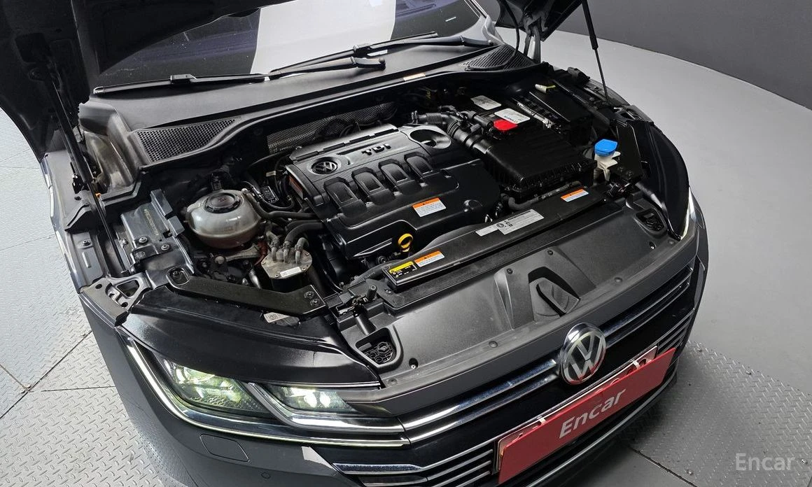 VW Arteon * PRESTIGE* 2.0TDI* AMBIENT* КАМЕРИ* ПОДГРЕВ* , снимка 17 - Автомобили и джипове - 54220143