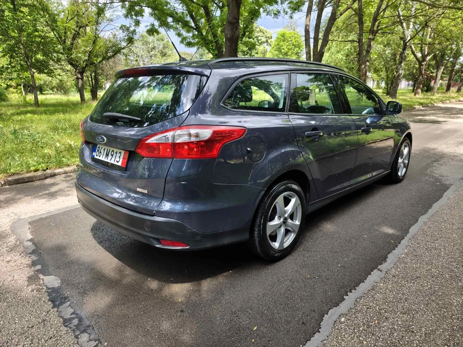Ford Focus 2013г Нов внос от Германия / Два комплекта гуми , снимка 5 - Автомобили и джипове - 55222036