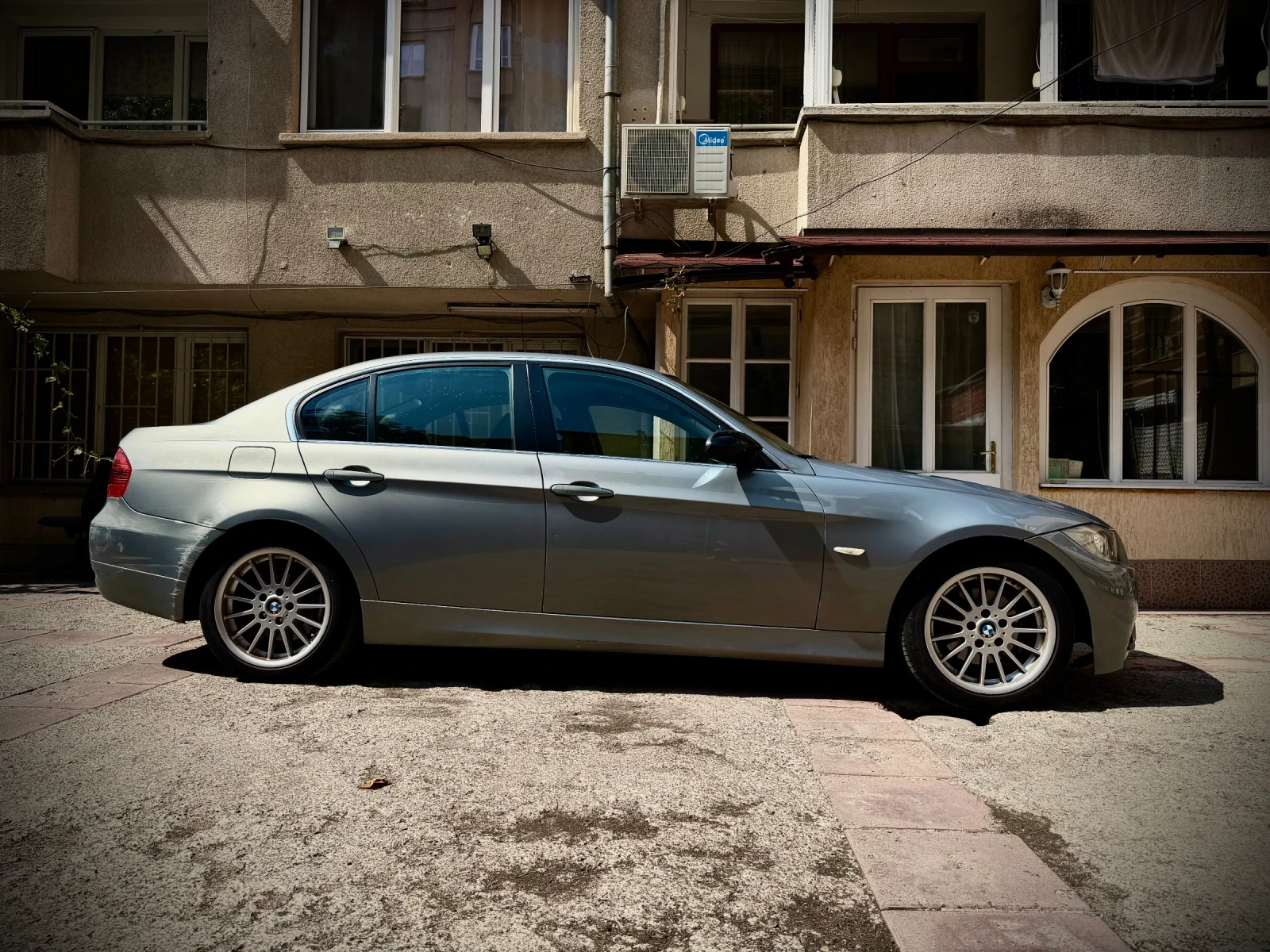 BMW 325 XI, снимка 5 - Автомобили и джипове - 55340877