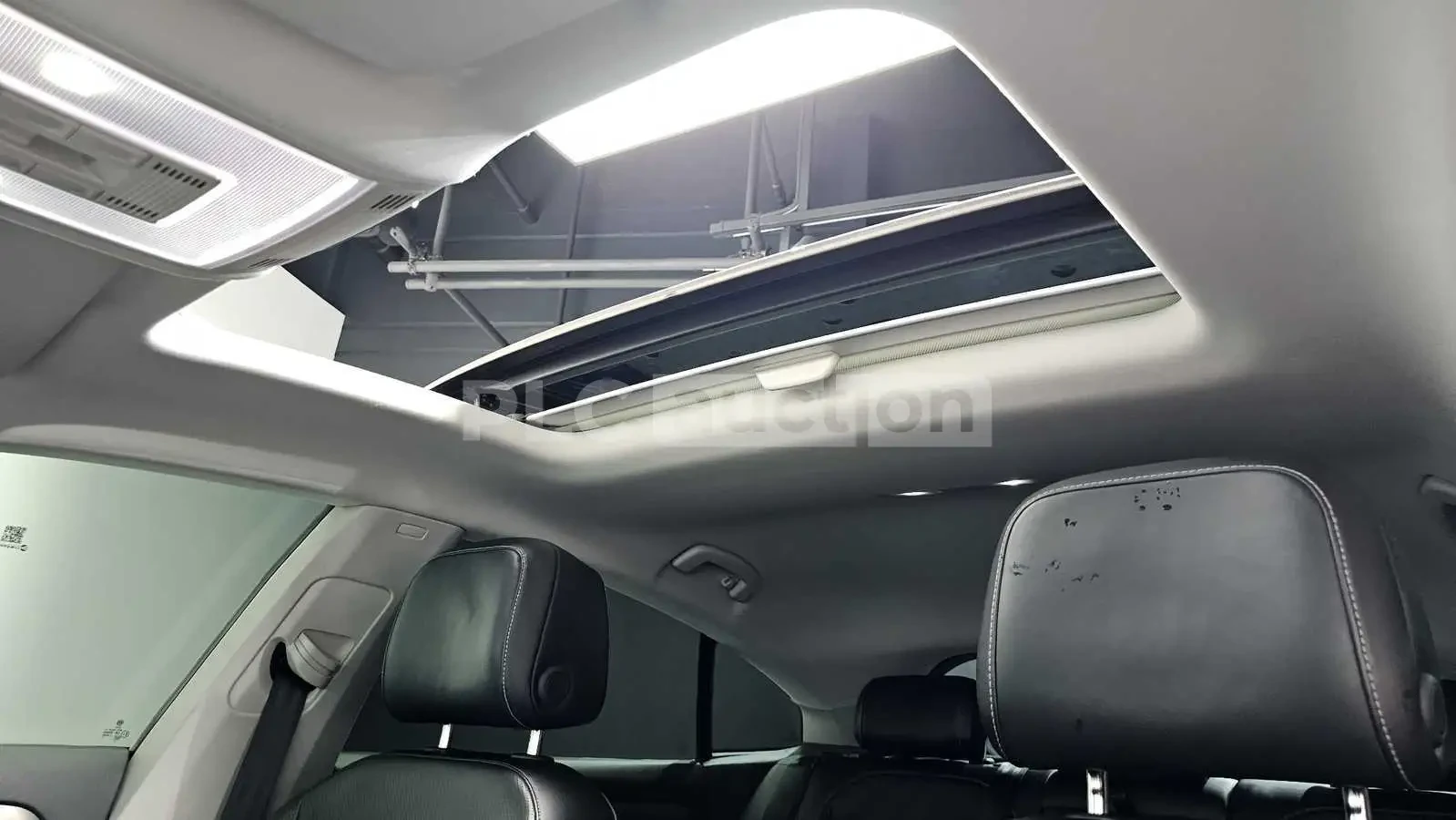 VW Arteon 2.0TDI PRESTIGE !R PACK! HEAD UP/PANORAMA/360CAM | Mobile.bg � ����������� 15