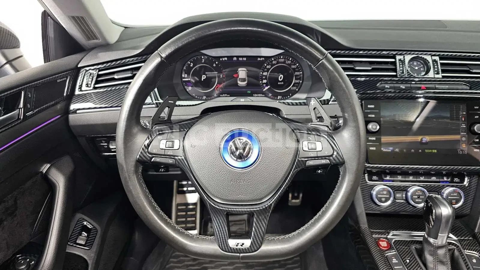 VW Arteon 2.0TDI PRESTIGE !R PACK! HEAD UP/PANORAMA/360CAM | Mobile.bg � ����������� 13