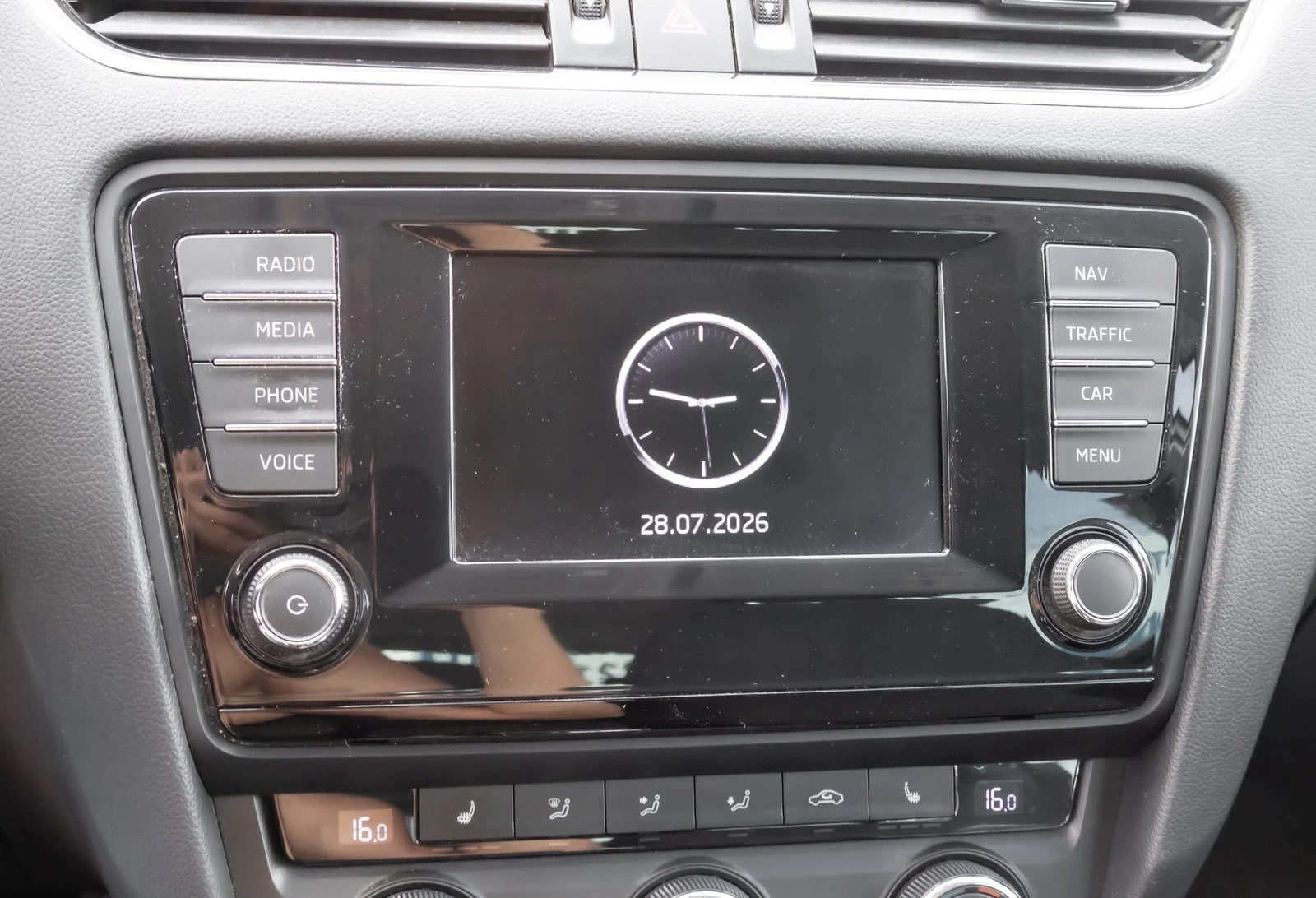 Skoda Octavia, снимка 15 - Автомобили и джипове - 55449603