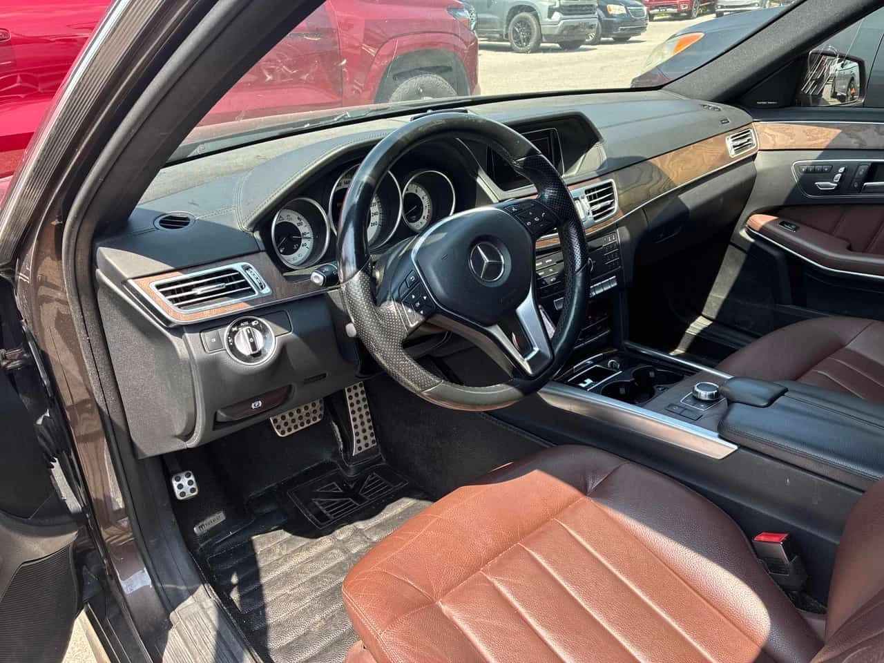 Mercedes-Benz E 400 * АВТОКРЕДИТ БЕЗ ПЪРВОНАЧАЛНА ВНОСКА* , снимка 5 - Автомобили и джипове - 55501480
