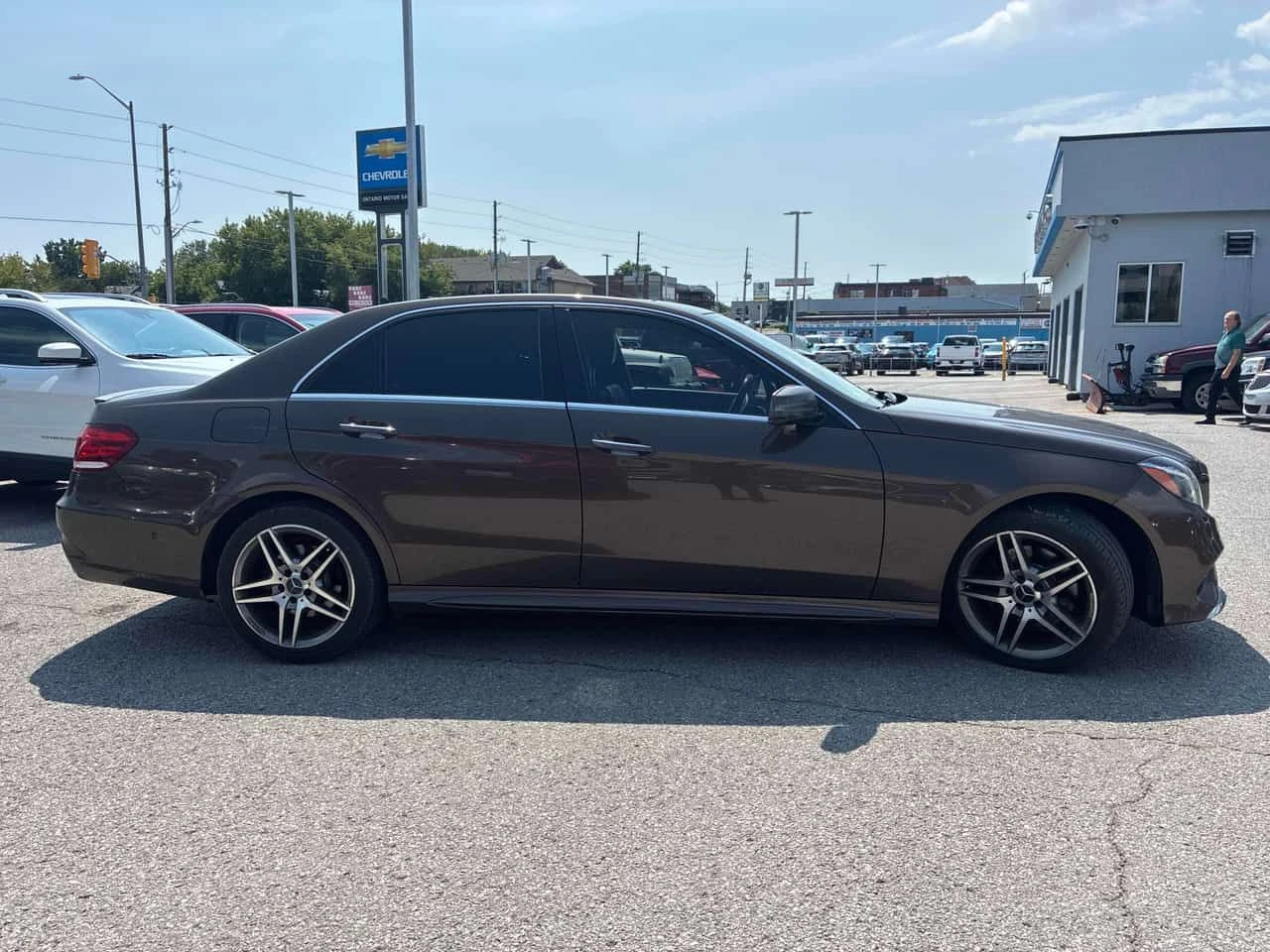 Mercedes-Benz E 400 * АВТОКРЕДИТ БЕЗ ПЪРВОНАЧАЛНА ВНОСКА* , снимка 3 - Автомобили и джипове - 55501480