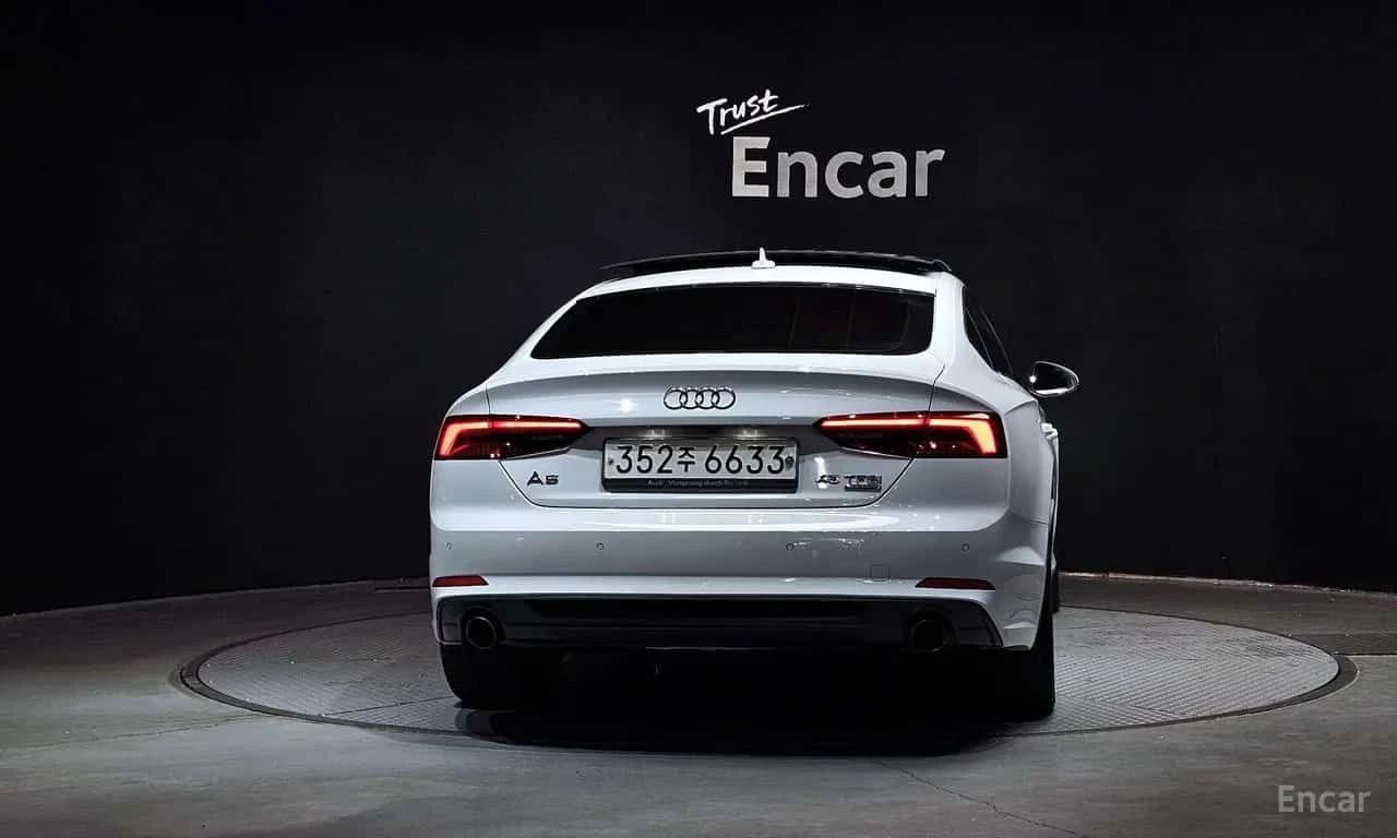 Audi A5 45 TFSI/Sportback/ПОДГРЕВ/ХЕДЪП/ШИБИДАХ, снимка 4 - Автомобили и джипове - 55722761