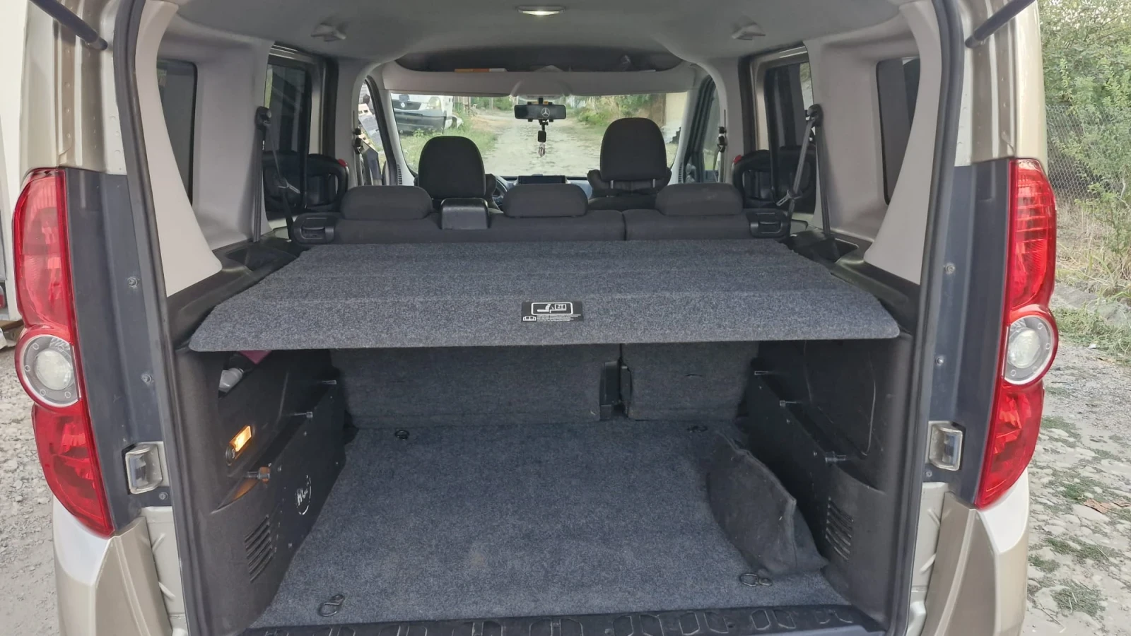 Fiat Doblo Multijet, снимка 10 - Автомобили и джипове - 55982110