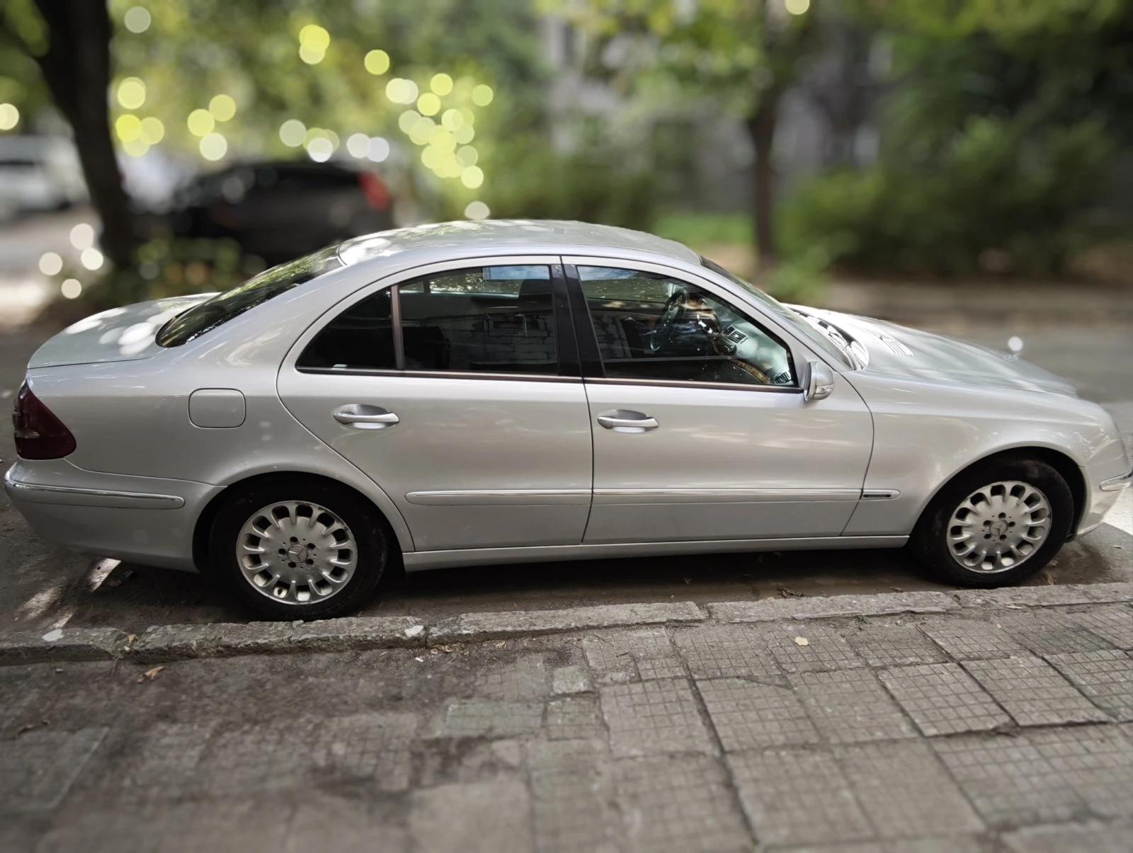 Mercedes-Benz E 280 CDI, снимка 12 - Автомобили и джипове - 56108591