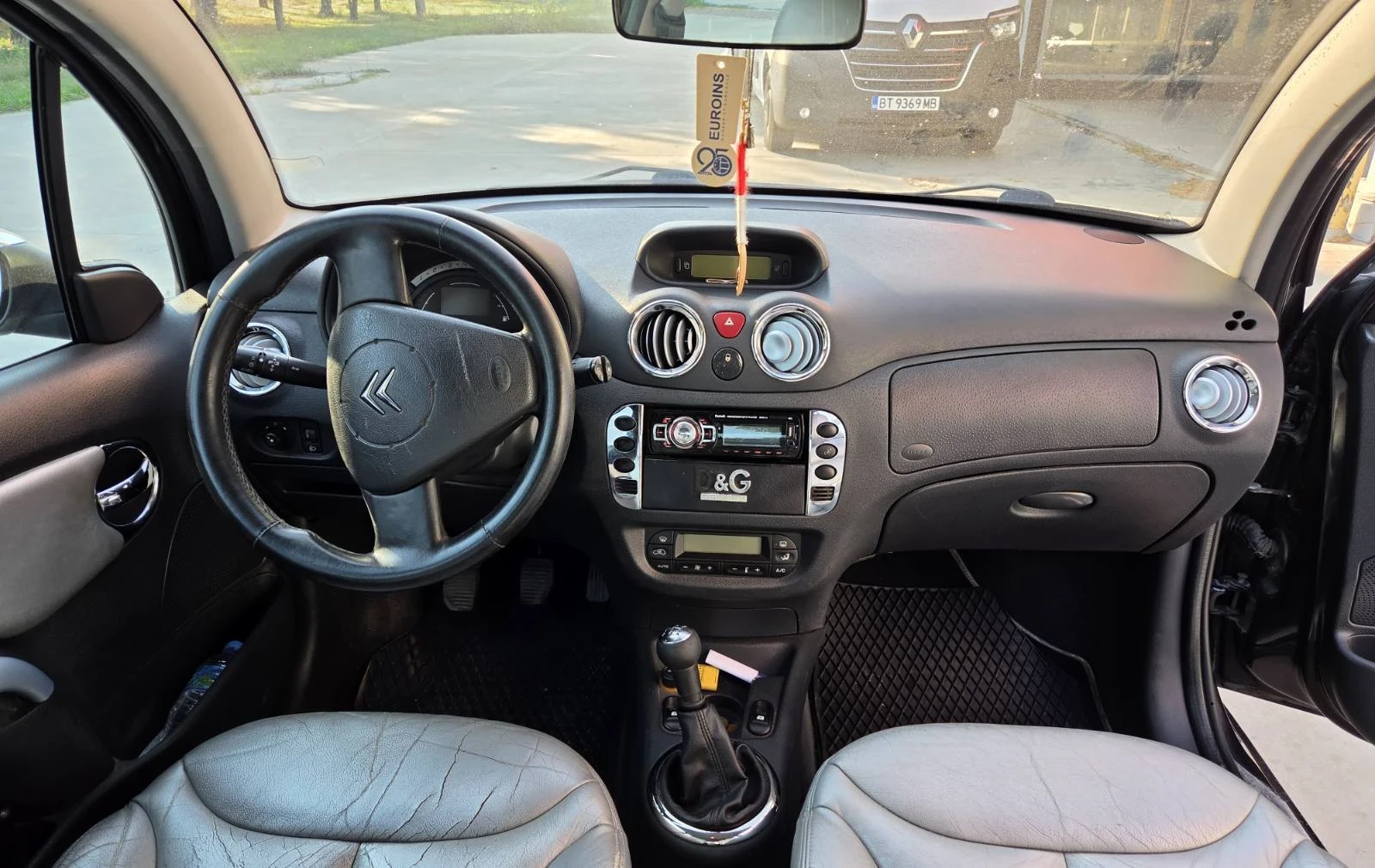 Citroen C3 1.4 d, снимка 7 - Автомобили и джипове - 56166057