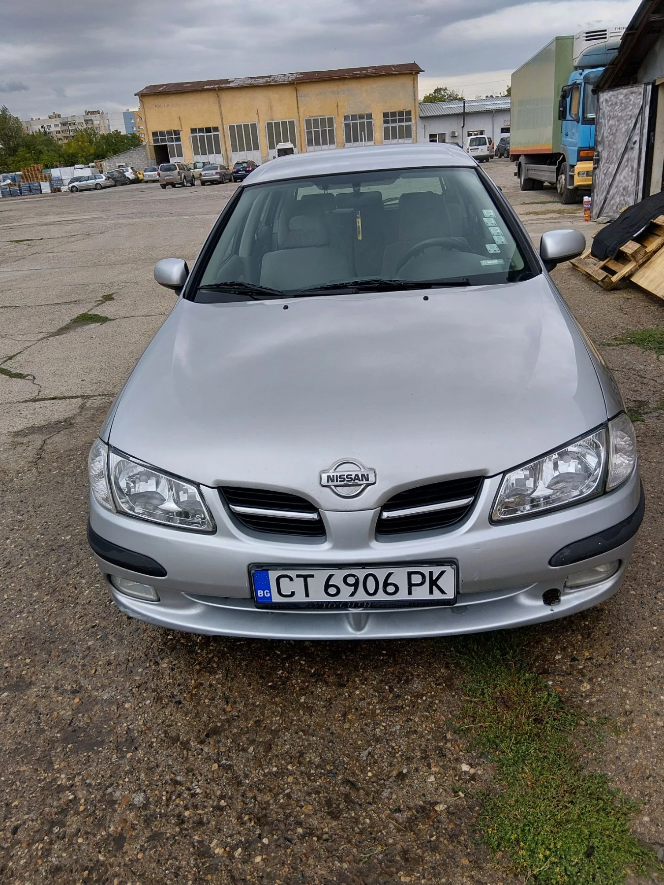 Nissan Almera, снимка 2 - Автомобили и джипове - 56413958