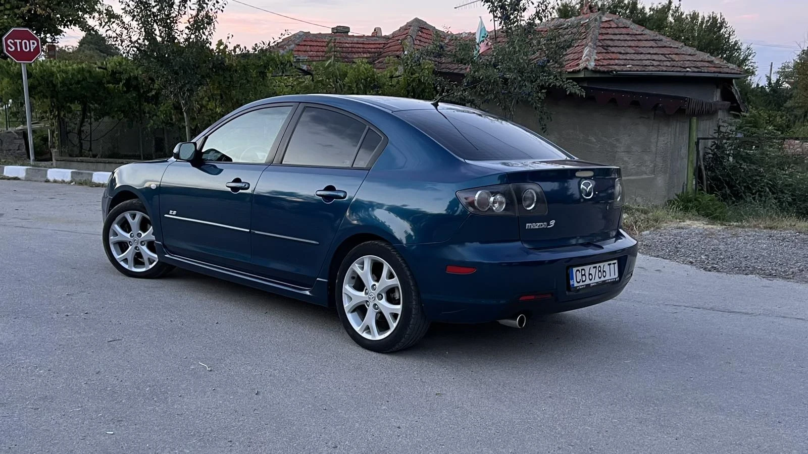 Mazda 3, снимка 2 - Автомобили и джипове - 56735023