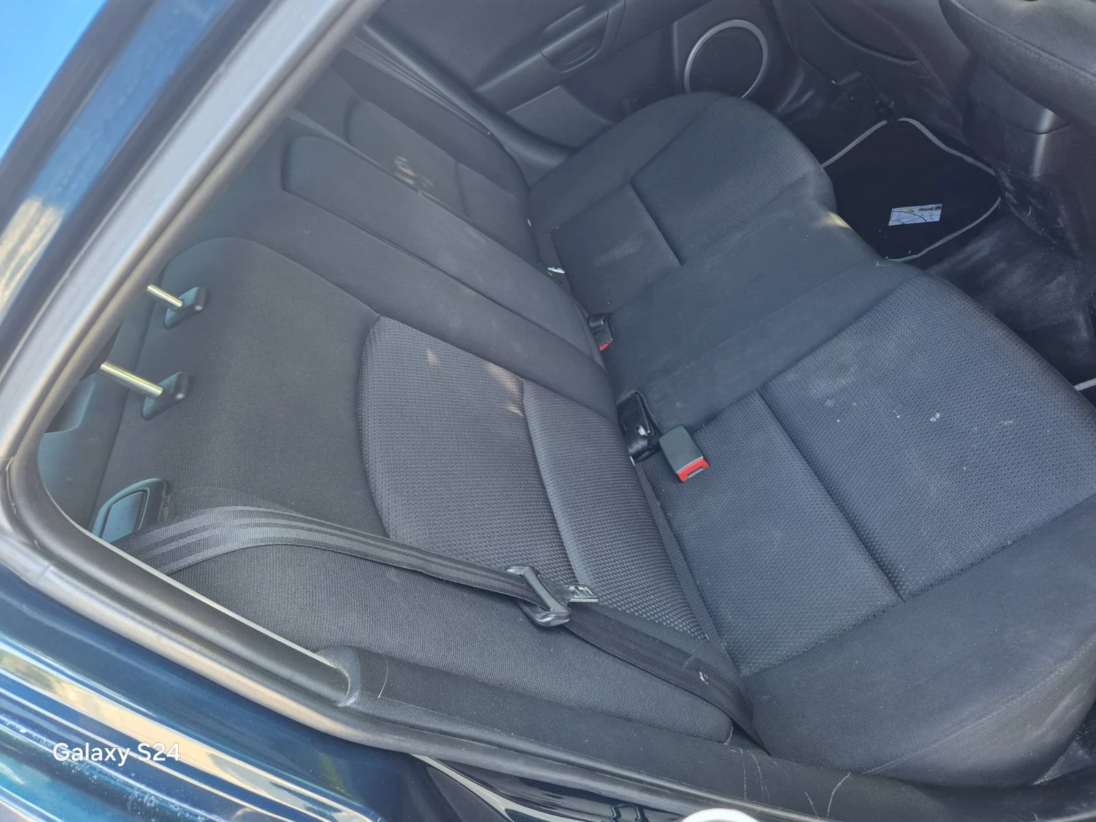 Mazda 3, снимка 10 - Автомобили и джипове - 56735023