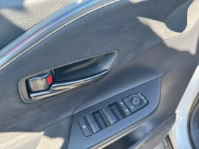 Toyota C-HR 2.0HEV/197HP/GR-SPORT/AWD/360/NAVI/CPLAY/237q, снимка 13