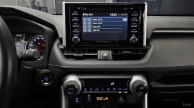 Toyota Rav4 * ПАНО* KEYLESS* Camera* ПОДГРЕВ* LED* , снимка 14