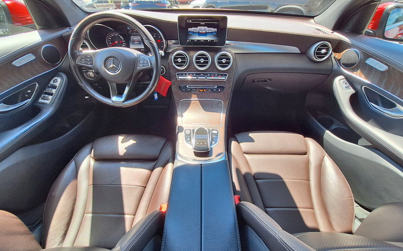Mercedes-Benz GLC 220 d 4MATIC AMG Coupe, снимка 4 - Автомобили и джипове - 45979074