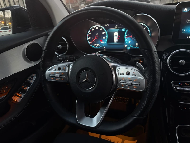 Mercedes-Benz GLC 220 AMG PREMIUM , снимка 14 - Автомобили и джипове - 49379366