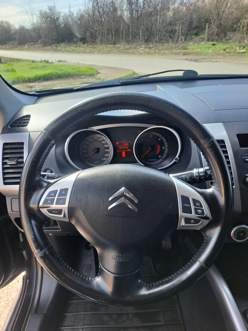 Citroen C-Crosser 2.2, снимка 9 - Автомобили и джипове - 49593795