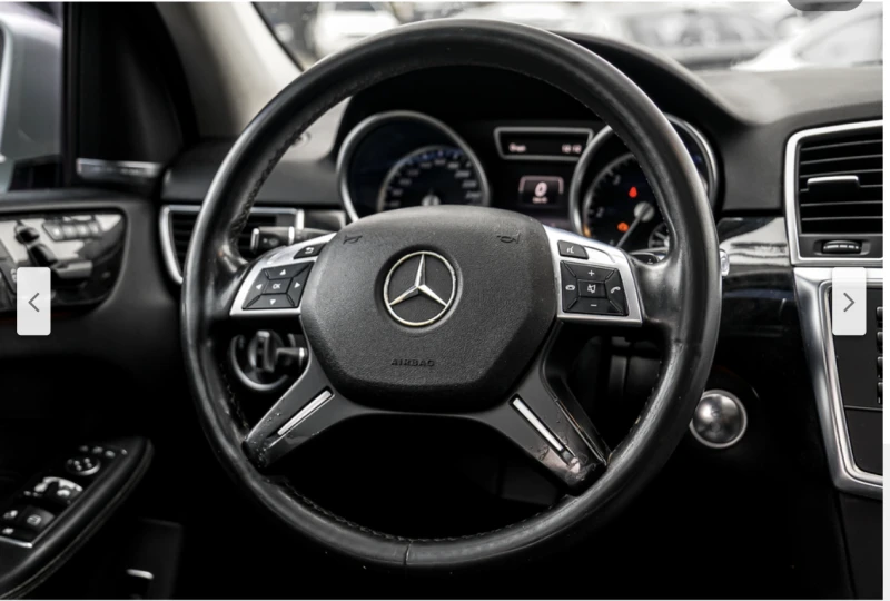 Mercedes-Benz ML 350 BLUETEC* ДИЗЕЛ* ПОДГРЕВ* КАМЕРА* КЕЙЛЕС* , снимка 10 - Автомобили и джипове - 51897384