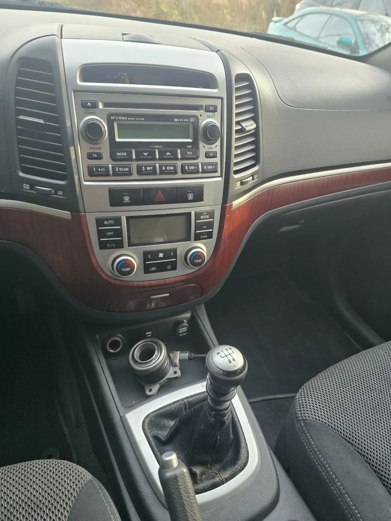 Hyundai Santa fe, снимка 11 - Автомобили и джипове - 52654218