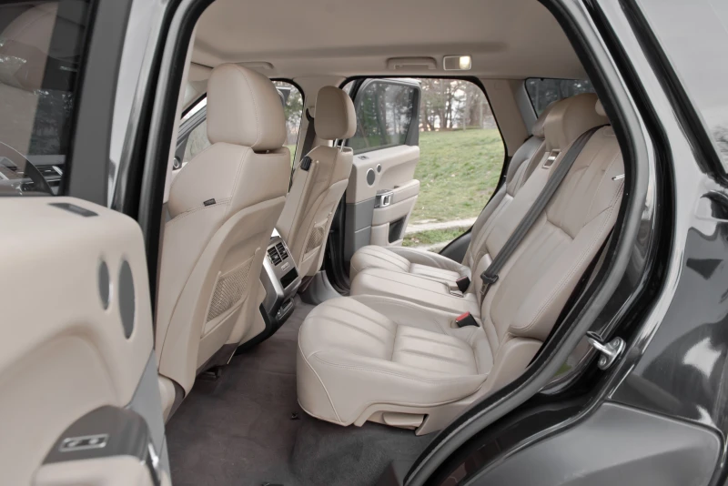 Land Rover Range Rover Sport 3.0 SDV6 140000км, снимка 13 - Автомобили и джипове - 53270598