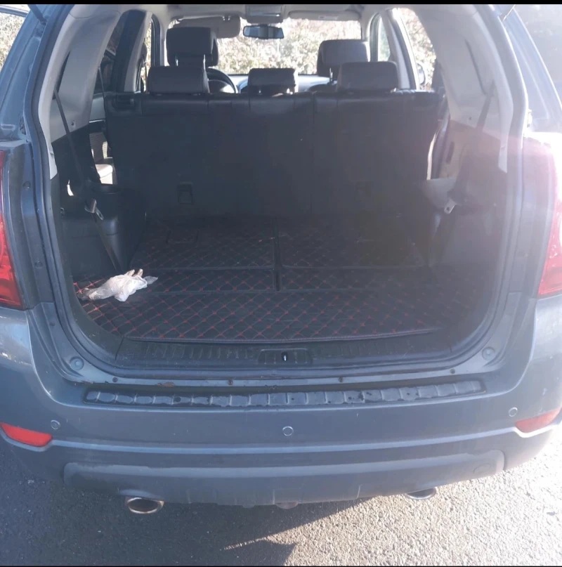 Chevrolet Captiva 2.4, снимка 8 - Автомобили и джипове - 53375095