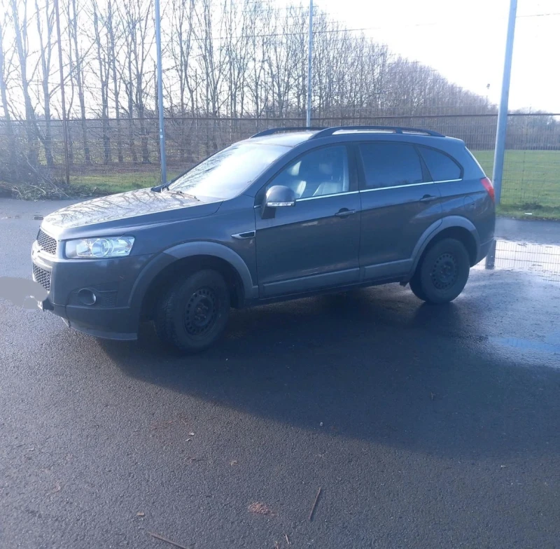 Chevrolet Captiva 2.4, снимка 4 - Автомобили и джипове - 53375095