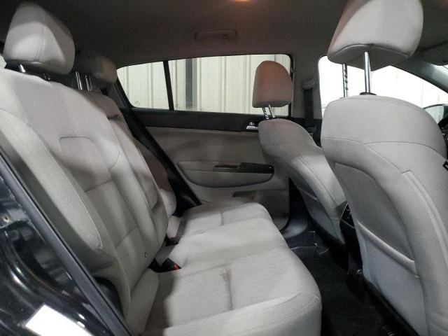 Kia Sportage LX, снимка 9 - Автомобили и джипове - 52726926