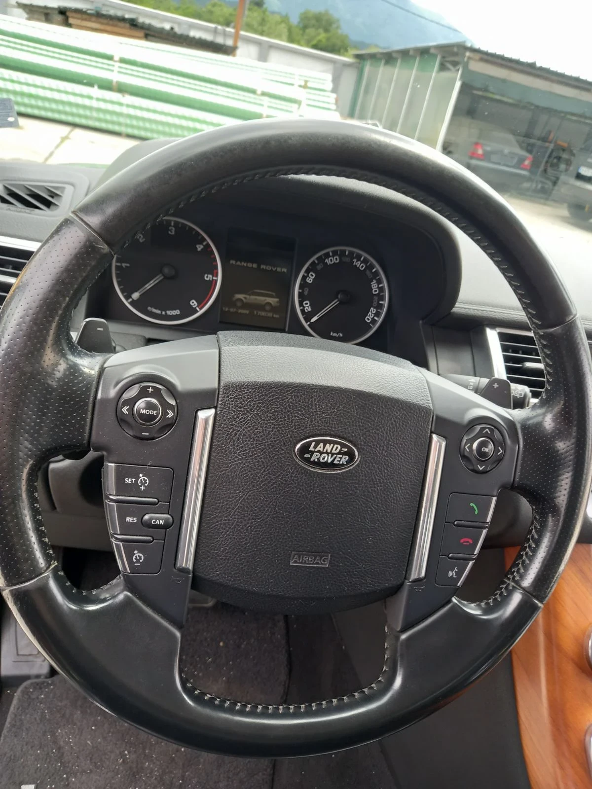 Land Rover Range Rover Sport 3.0, снимка 14 - Автомобили и джипове - 54587988