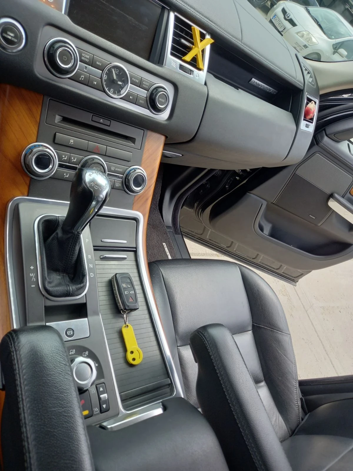 Land Rover Range Rover Sport 3.0, снимка 10 - Автомобили и джипове - 54587988