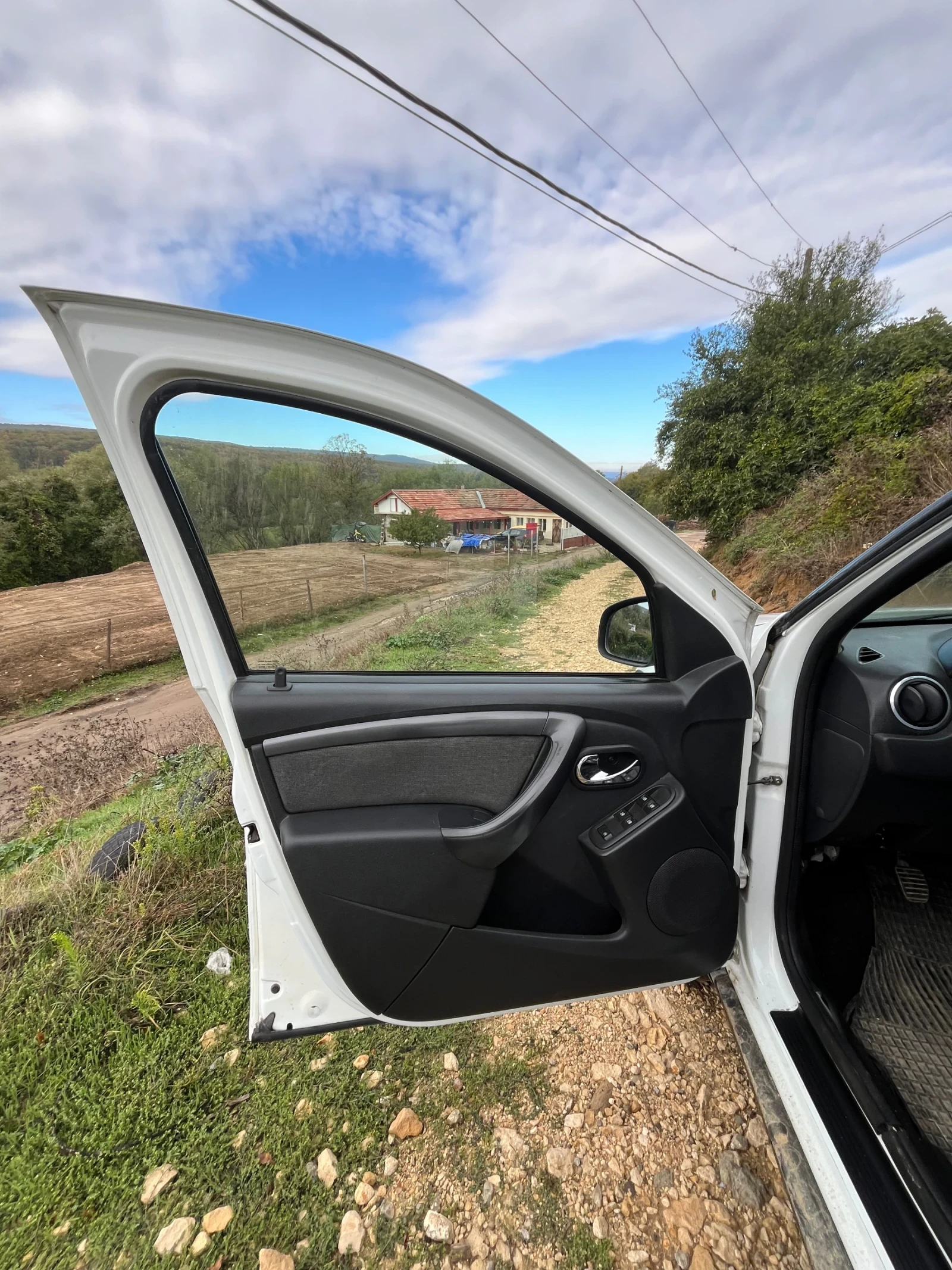 Dacia Duster 1.5dci - изображение 9