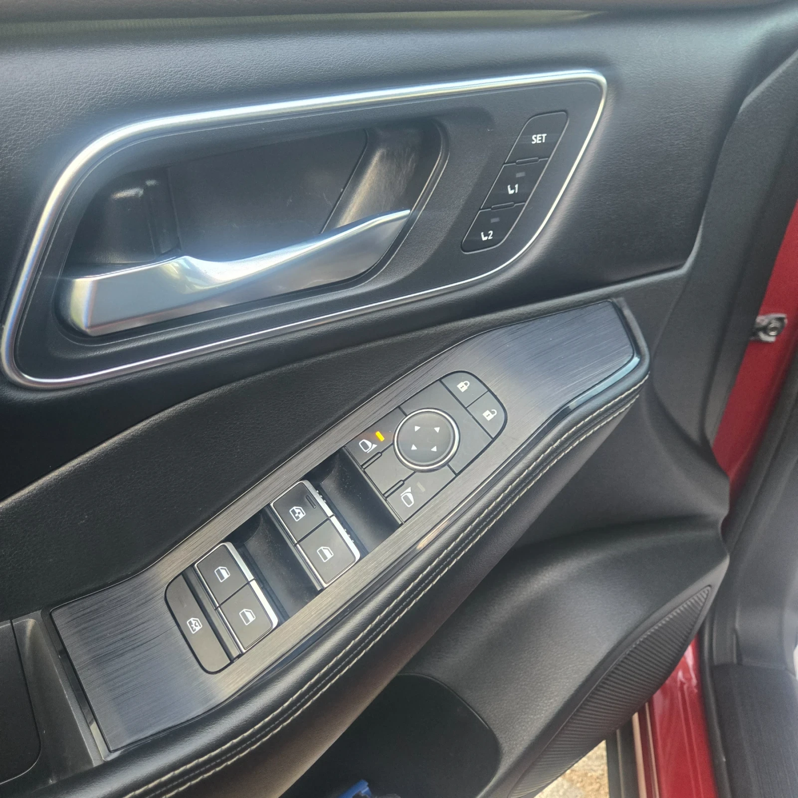 Nissan X-trail Rogue, 2.5L AWD, PLATINUM , снимка 11 - Автомобили и джипове - 54858250
