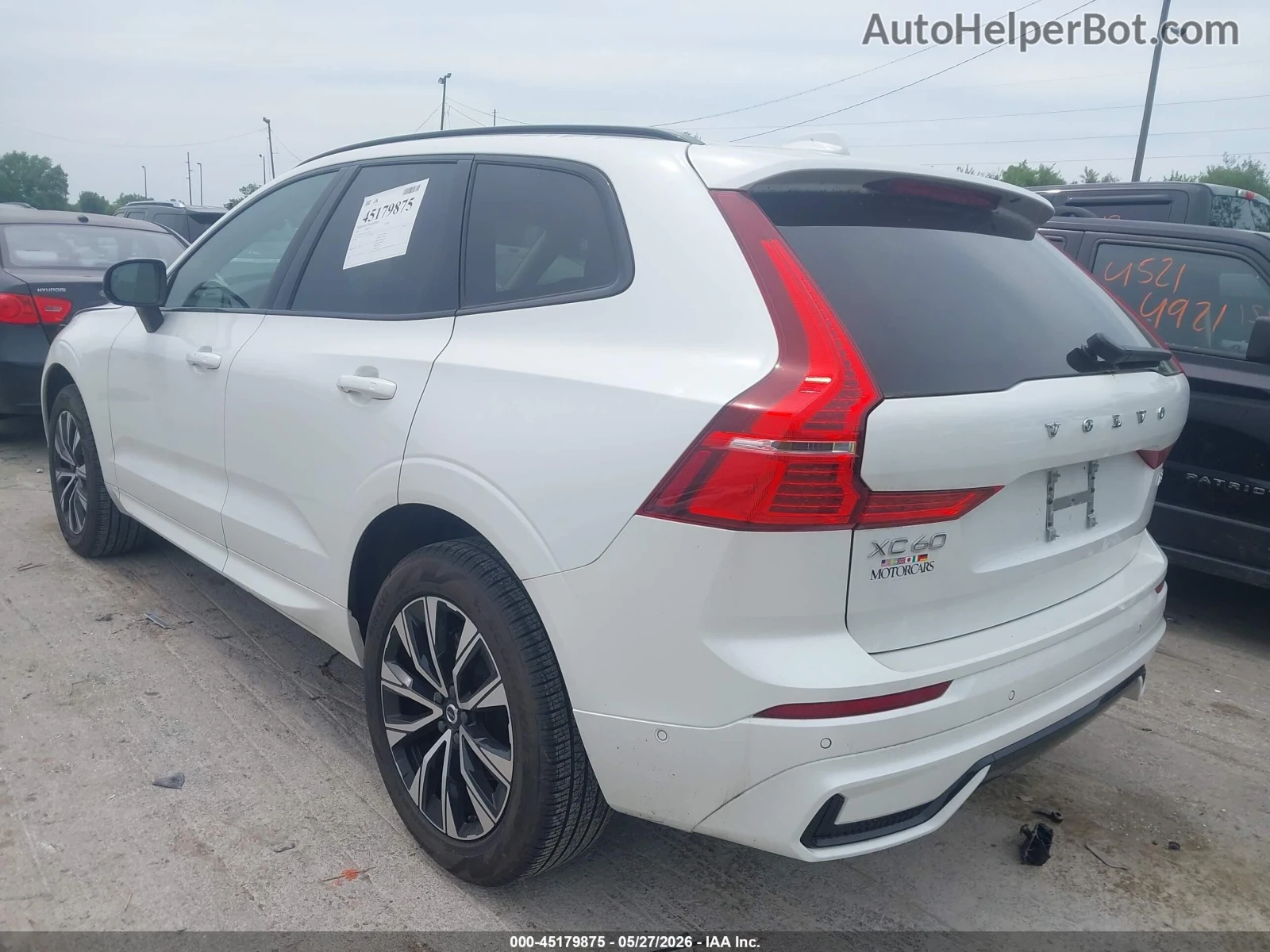 Volvo XC60 B5 ULTRA* НОВ* Цена до БГ, снимка 6 - Автомобили и джипове - 55205718