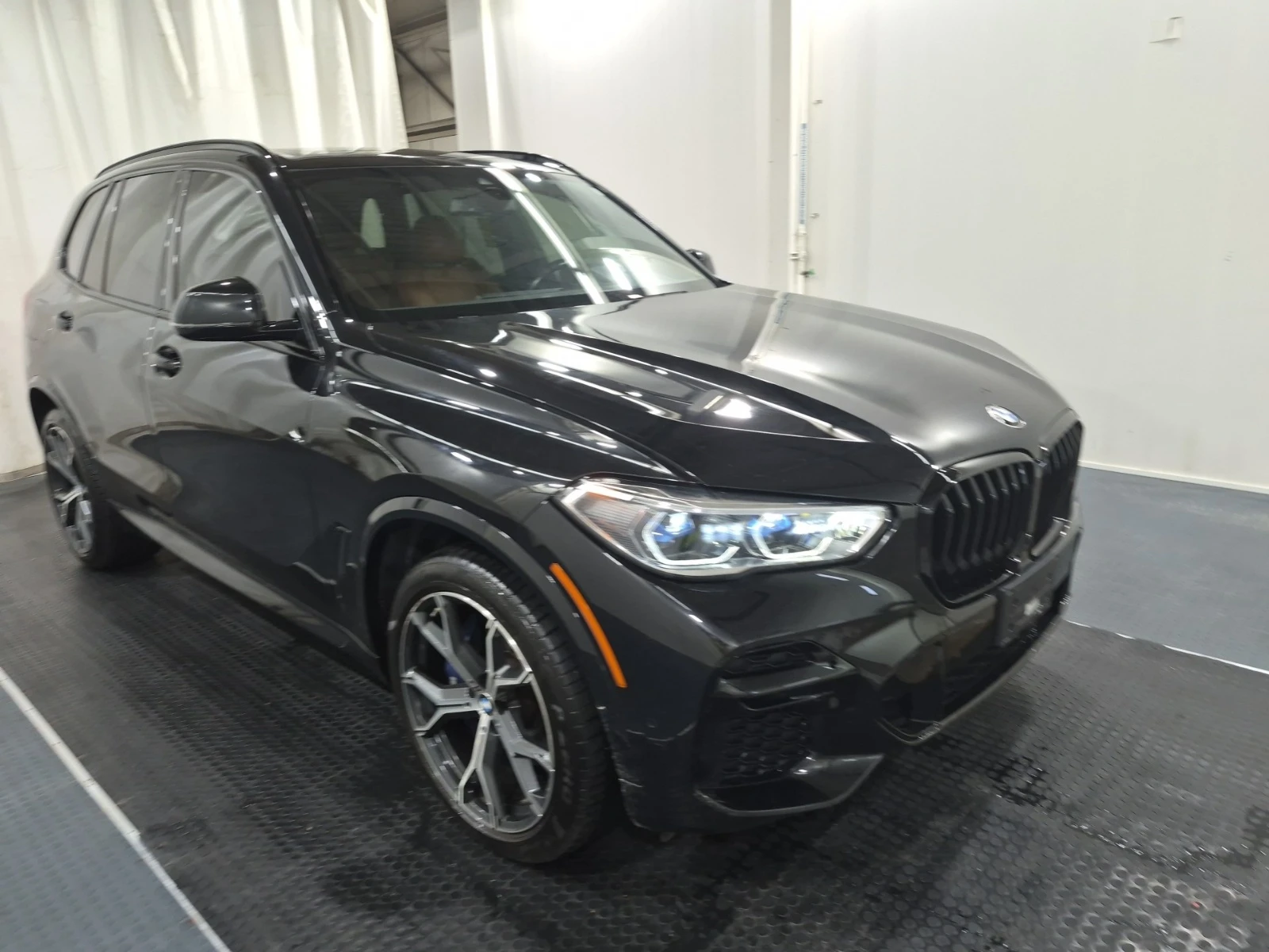 BMW X5 40i * * M ПАКЕТ * * CARFAX * * АВТО КРЕДИТ * * , снимка 2 - Автомобили и джипове - 55270492