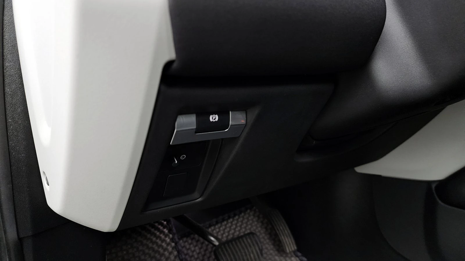 Land Rover Defender D240* ���* 360* ������� �����* BLIND SPOT* ������  | Mobile.bg � ����������� 16