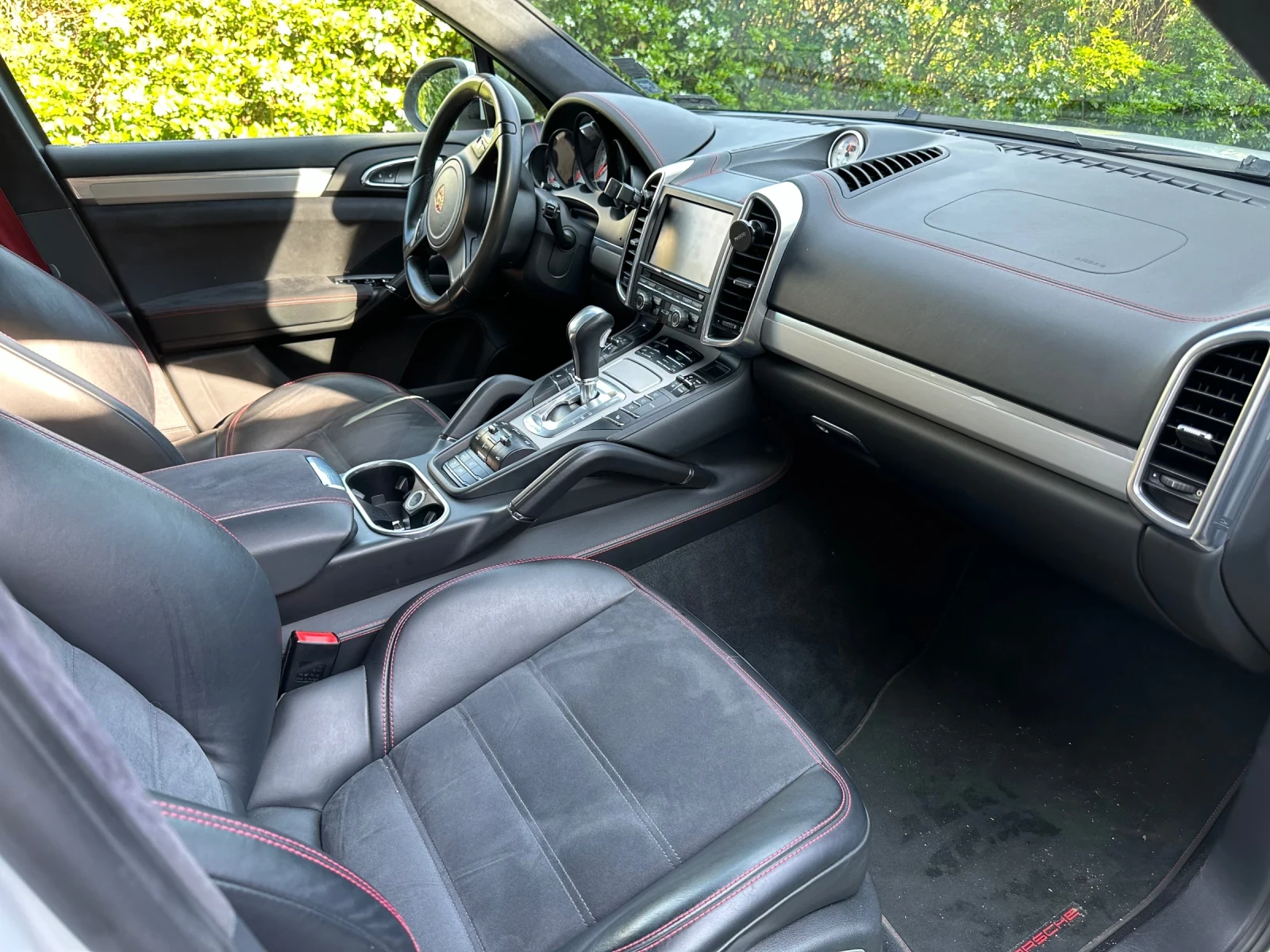 Porsche Cayenne GTS , снимка 3 - Автомобили и джипове - 55499034