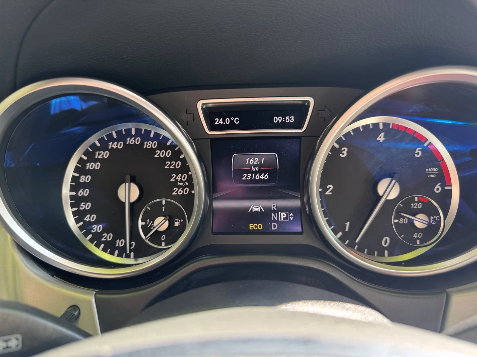 Mercedes-Benz ML 350, снимка 6 - Автомобили и джипове - 55570726