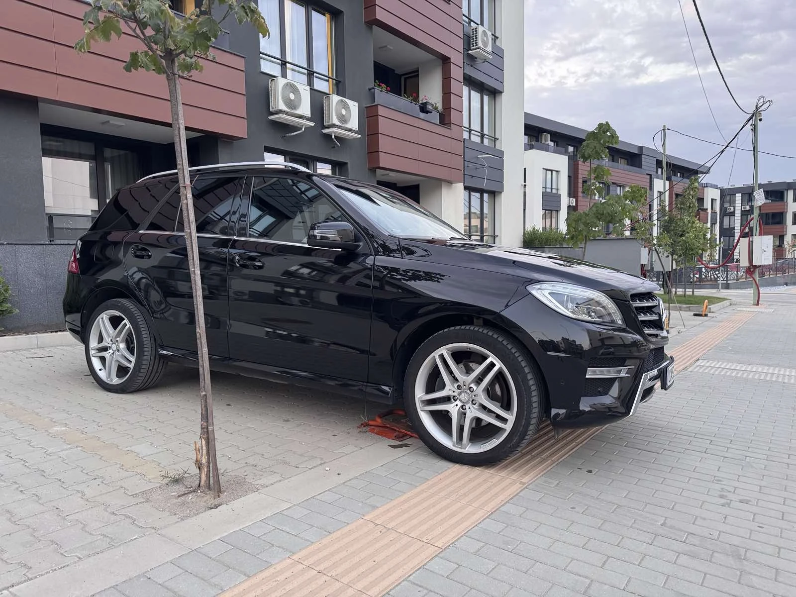 Mercedes-Benz ML 350, снимка 3 - Автомобили и джипове - 55570726