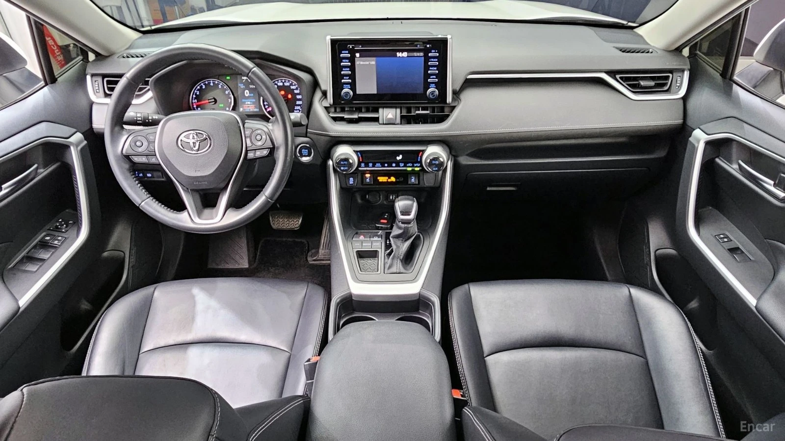 Toyota Rav4 * ПАНО* KEYLESS* Camera* ПОДГРЕВ* LED* , снимка 6 - Автомобили и джипове - 55625347
