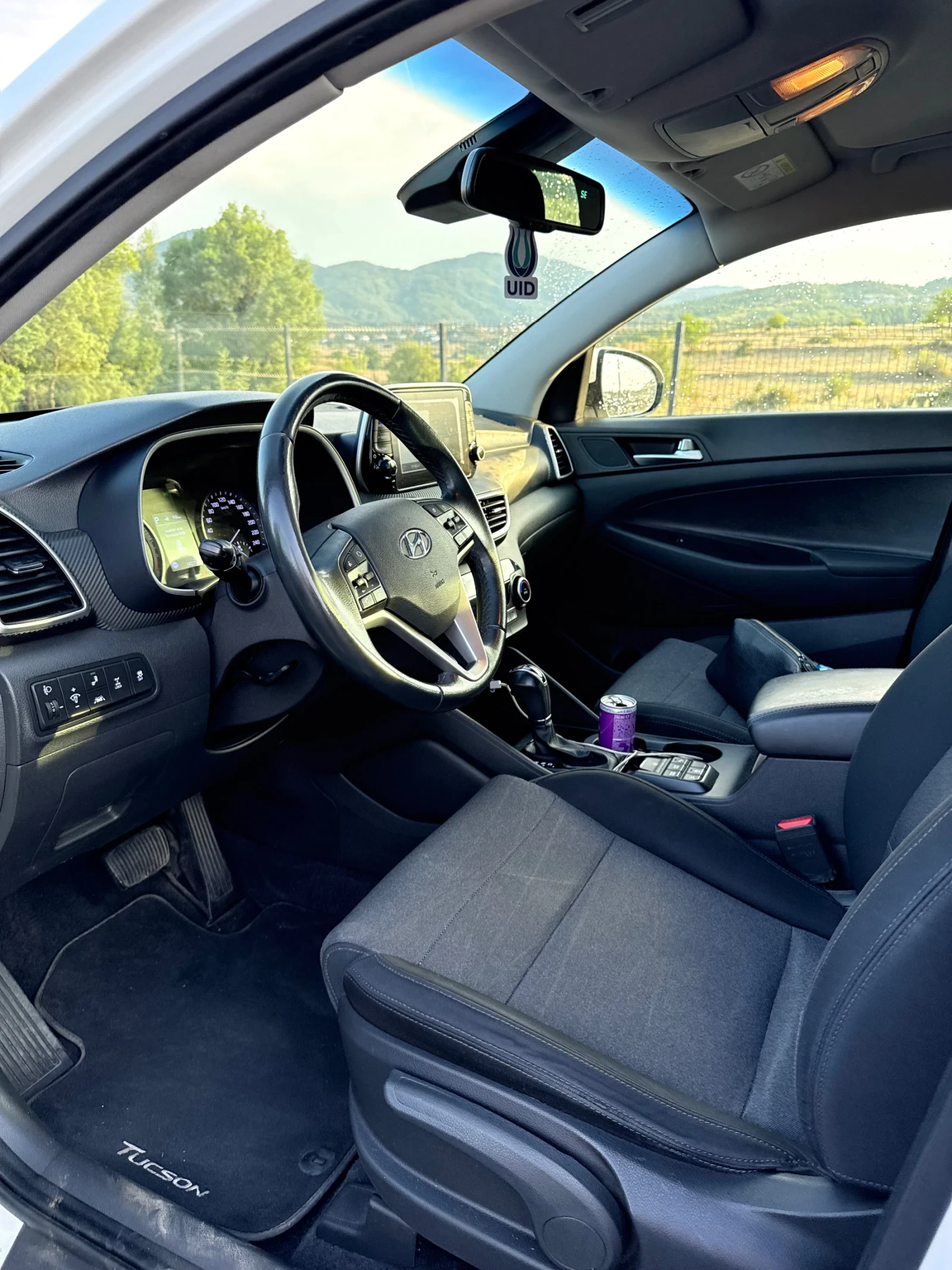 Hyundai Tucson 1.6CRDI, снимка 10 - Автомобили и джипове - 55974408