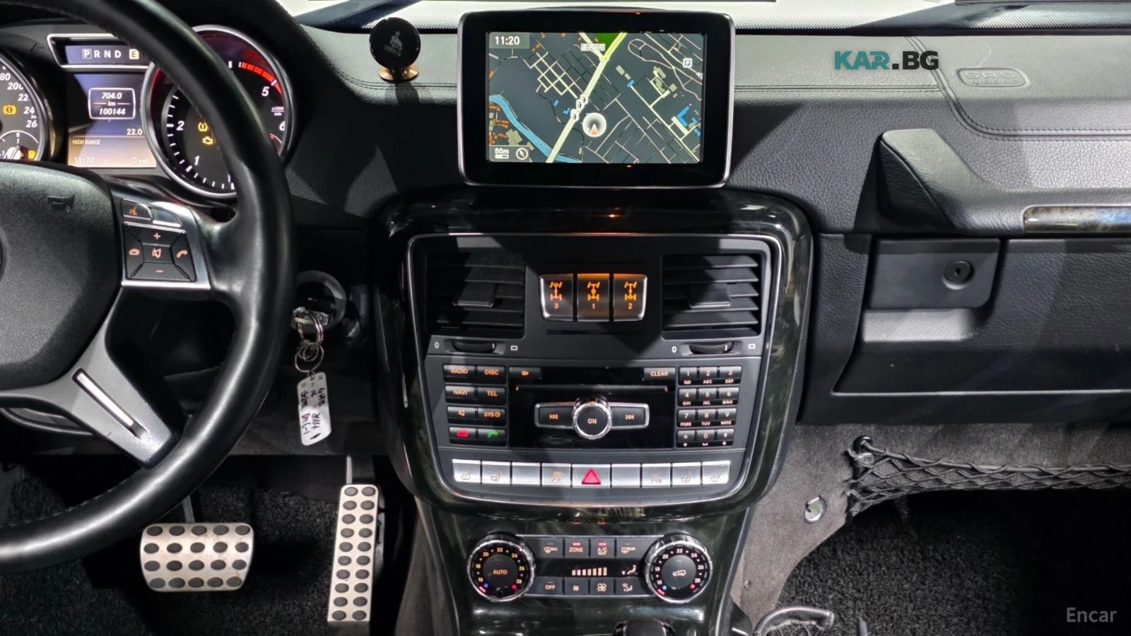 Mercedes-Benz G 350 BlueTEC* КОЖА* НАВИ* ОБДУХВ* ПАНО* КАМЕРА, снимка 12 - Автомобили и джипове - 56011746