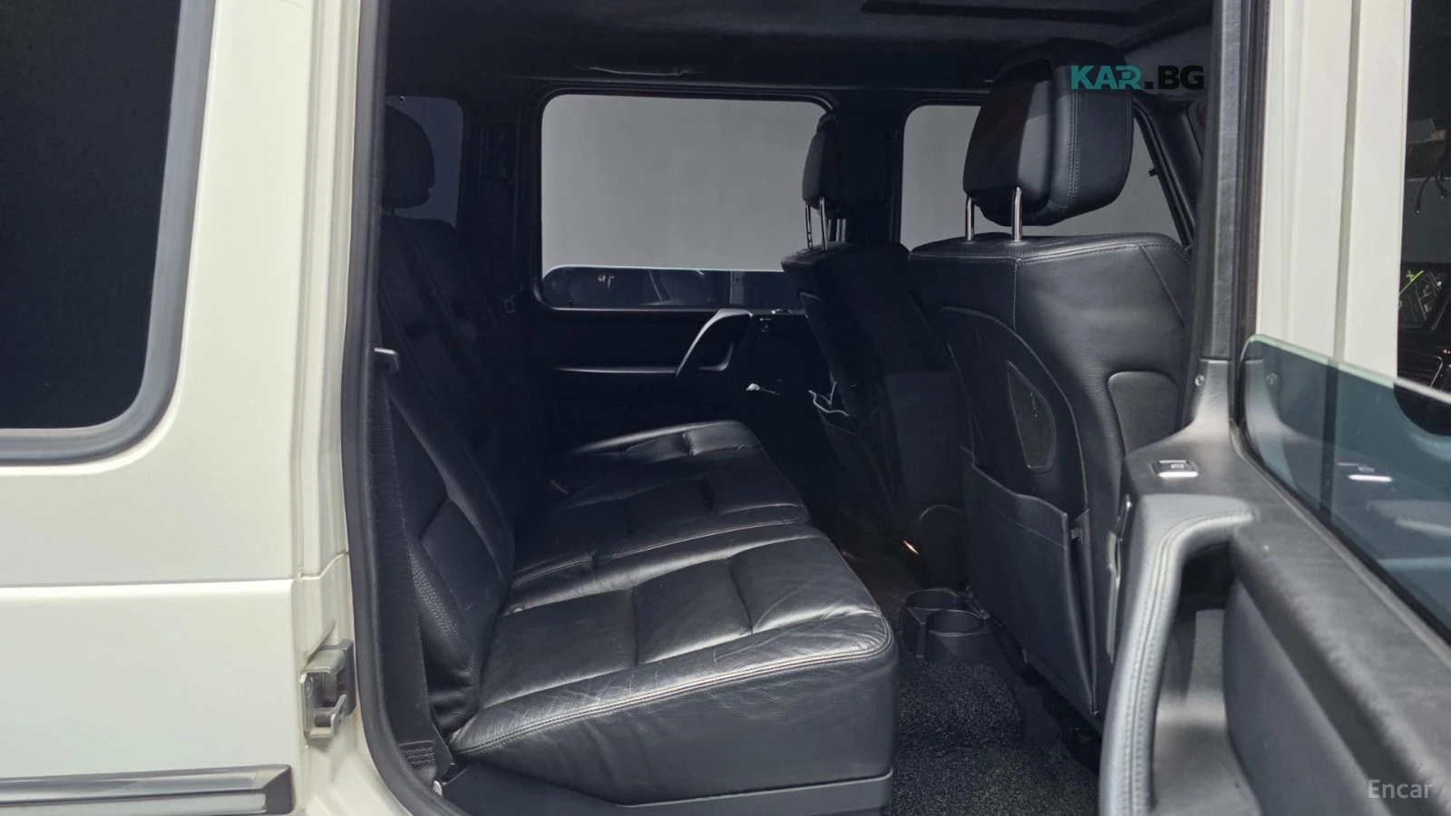 Mercedes-Benz G 350 BlueTEC* КОЖА* НАВИ* ОБДУХВ* ПАНО* КАМЕРА, снимка 10 - Автомобили и джипове - 56011746