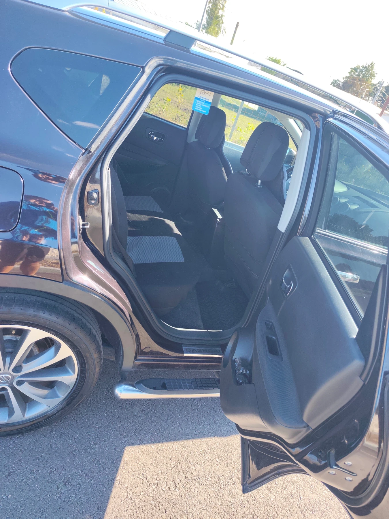 Nissan Qashqai, снимка 12 - Автомобили и джипове - 56245078
