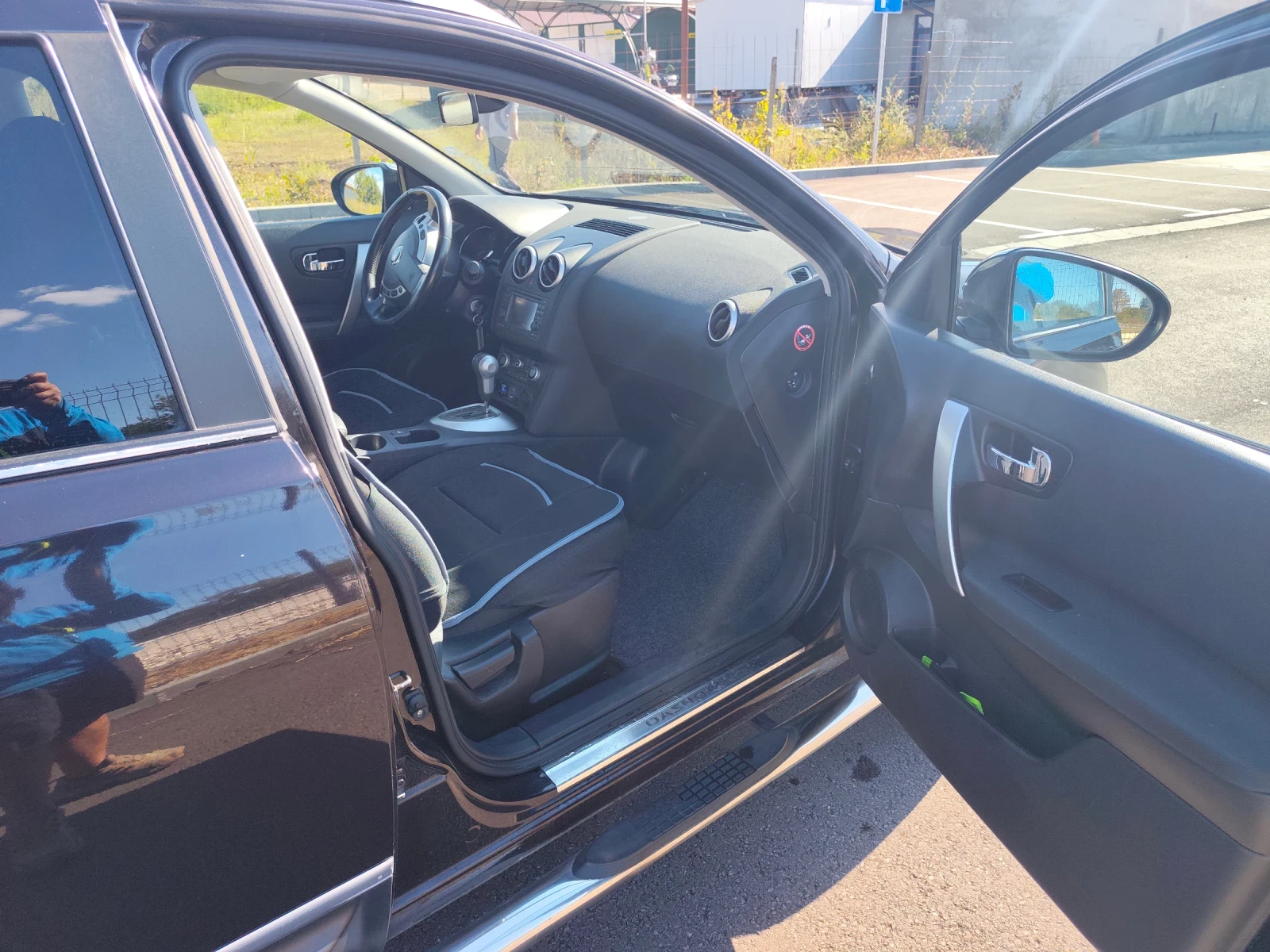 Nissan Qashqai, снимка 10 - Автомобили и джипове - 56245078
