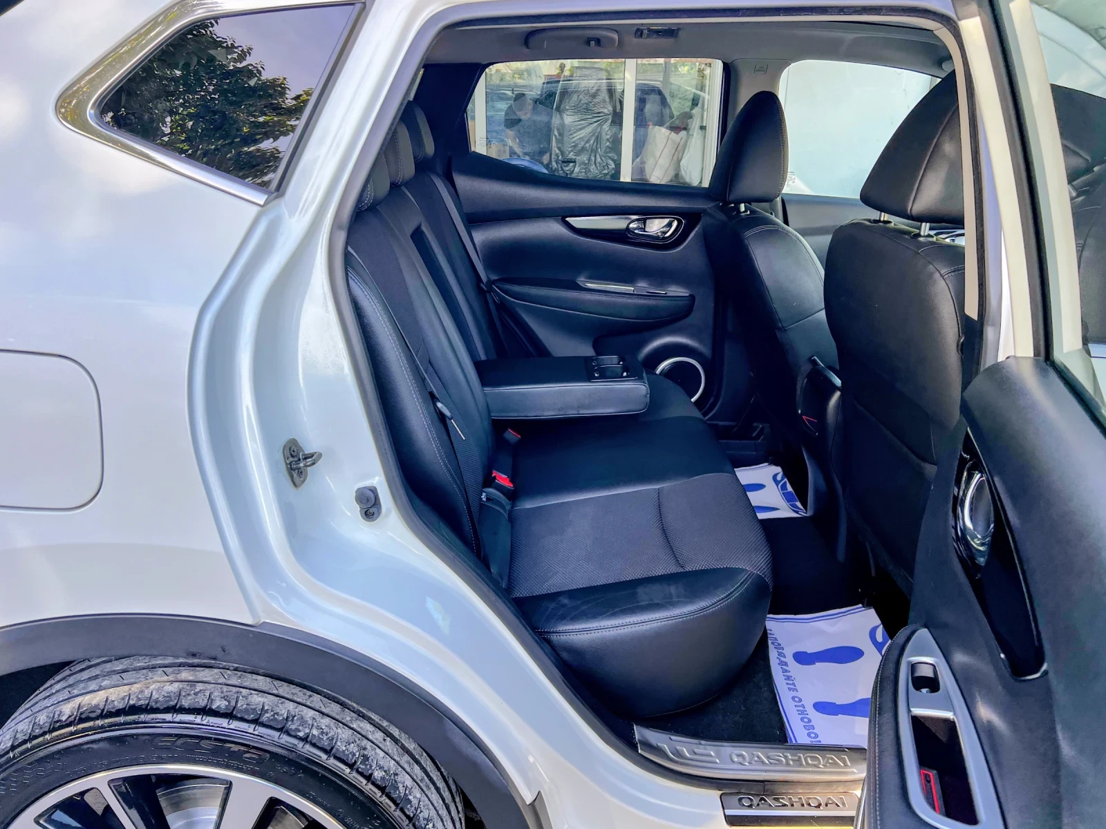 Nissan Qashqai 1.6 DCI 4X4 122000KM!!! 6-SPEED EURO-5 NAVI | Mobile.bg � ����������� 13