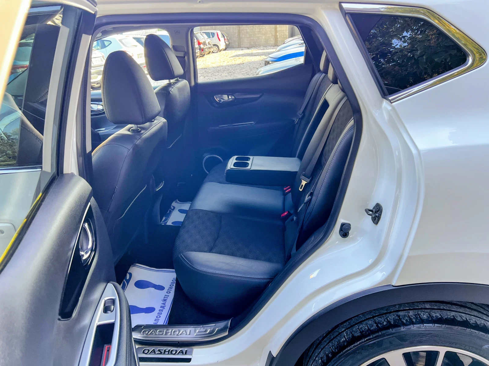 Nissan Qashqai 1.6 DCI 4X4 122000KM!!! 6-SPEED EURO-5 NAVI | Mobile.bg � ����������� 14