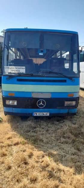     Mercedes-Benz 0303