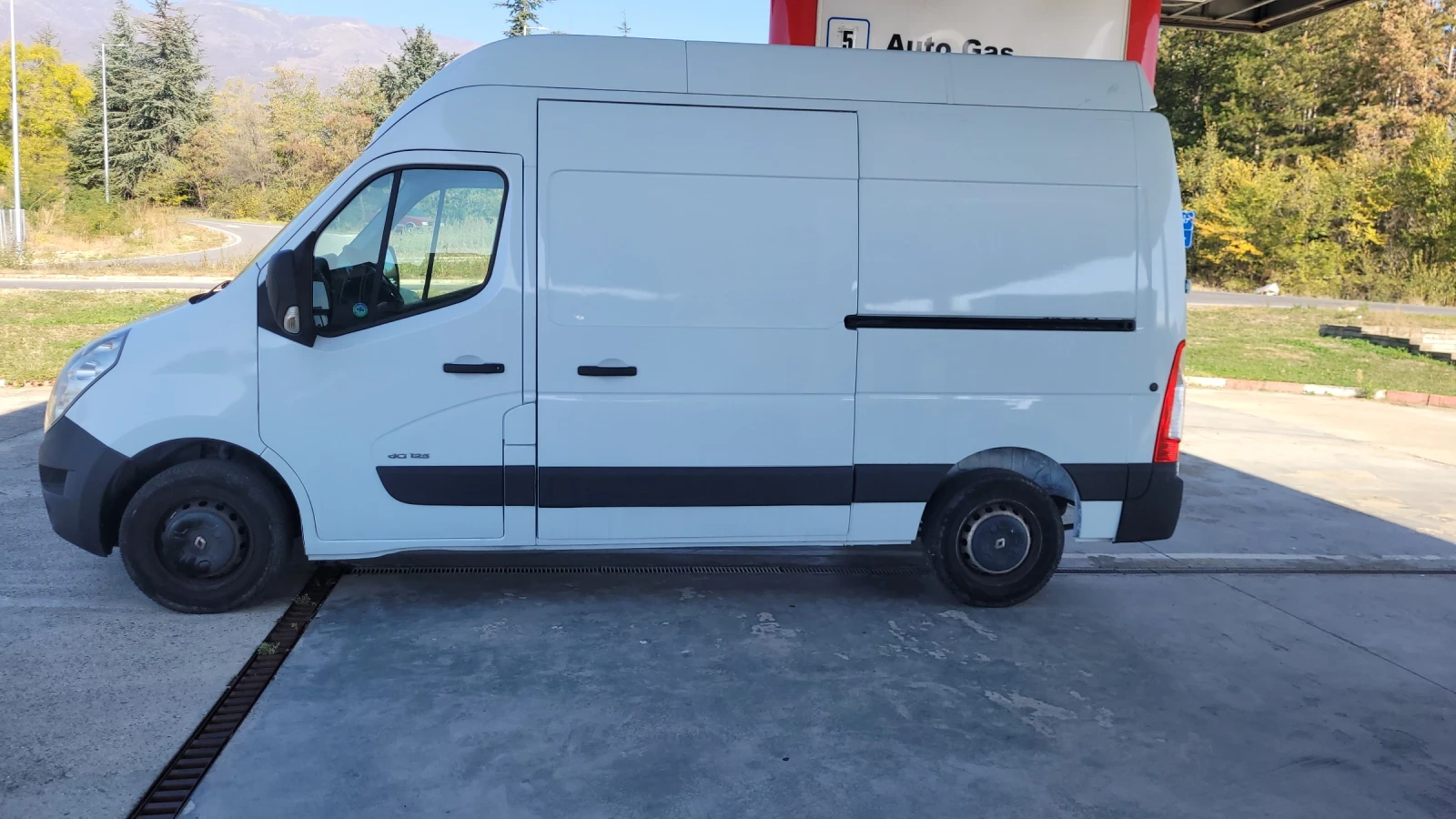 Renault Master 2.3 125кс - изображение 2