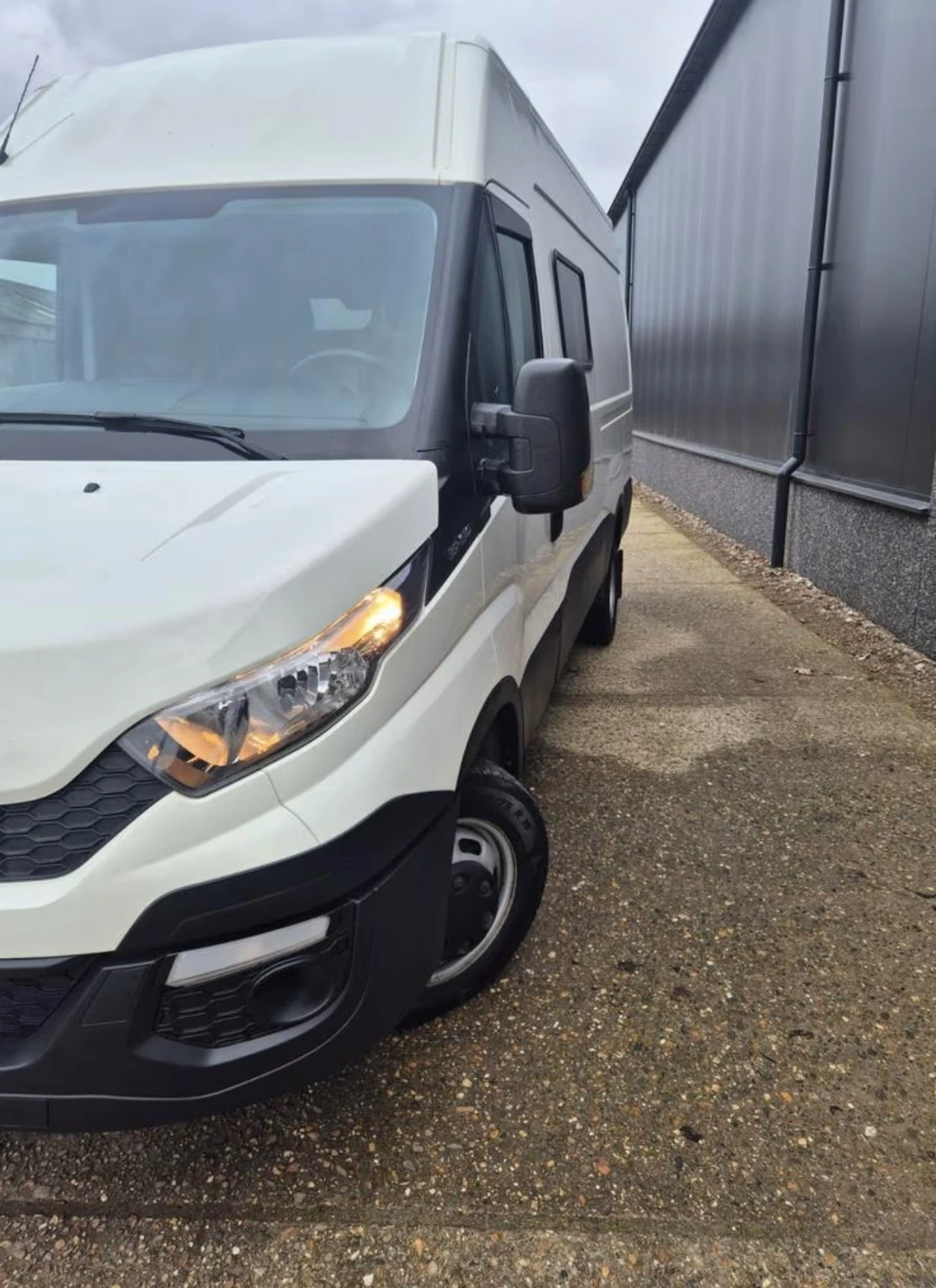 Iveco 35c13  - изображение 9