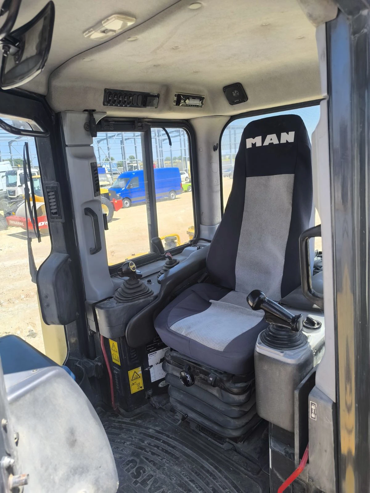 Булдозер Komatsu D155AX-6 - изображение 8
