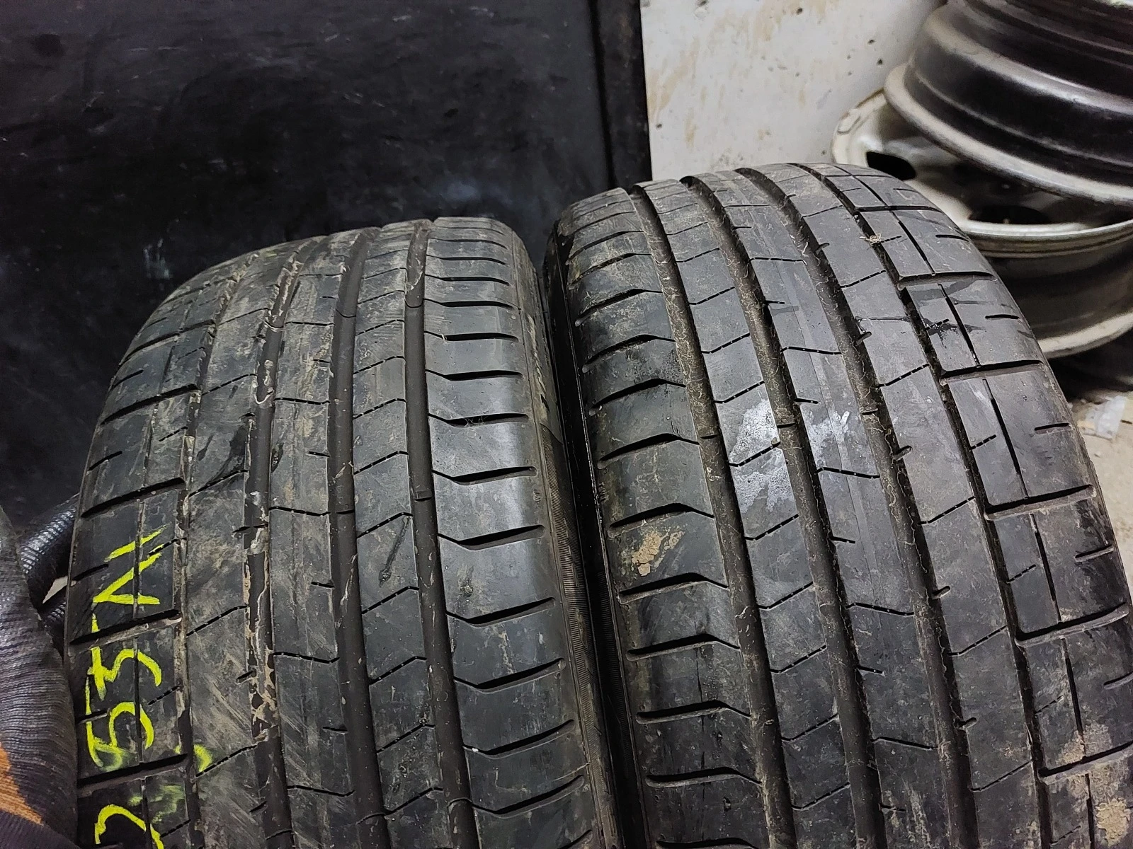 ���� 235/35R19 | Mobile.bg � ����������� 1